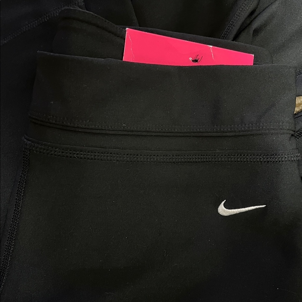 Nike Be Strong Fit Dry Regular Fit Flared Leg Mid Rise Black Leggings - Picture 7 of 11